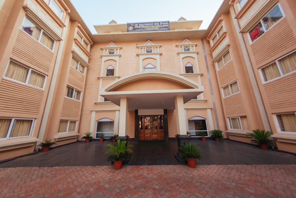 purushotam bhakta niwas front pic